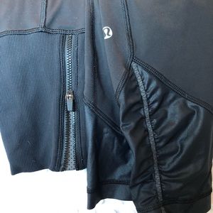 Set of 2 pairs Lululemon leggings (2)